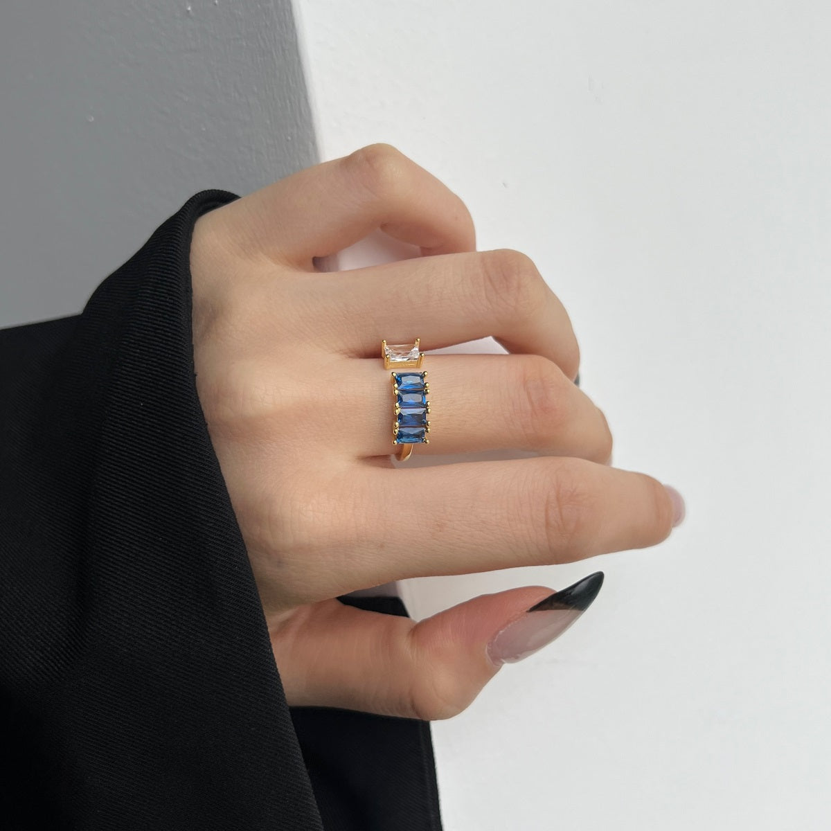 Anillo Ajustable Arya Gold Blue