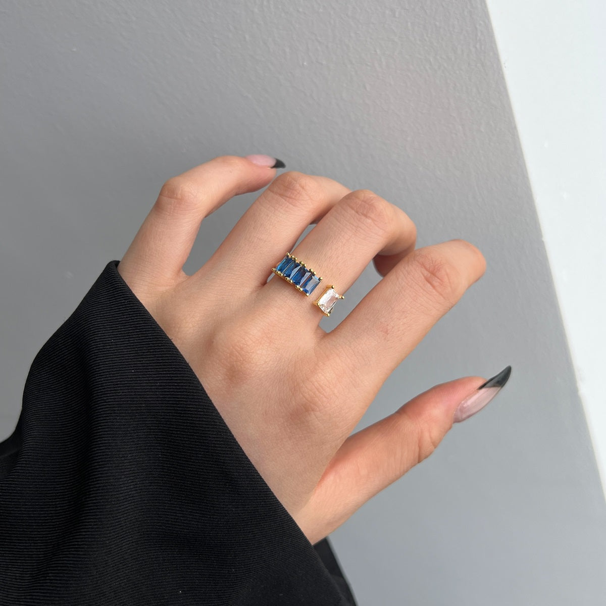 Anillo Ajustable Arya Gold Blue