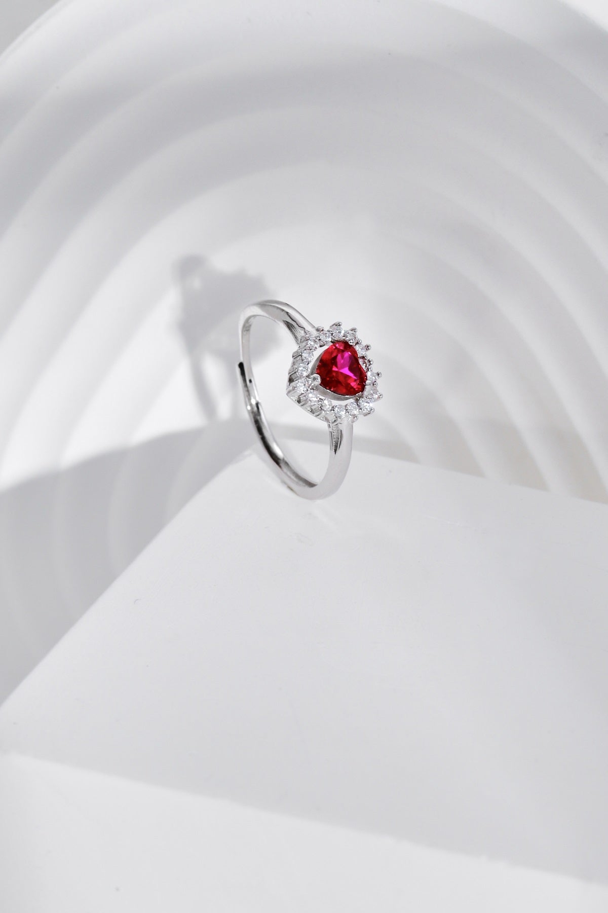 Anillo Ajustable ZOELLA Rojo