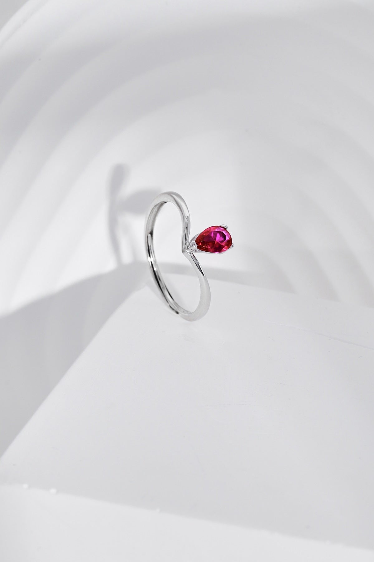 Anillo Ajustable GINEVRA Rojo